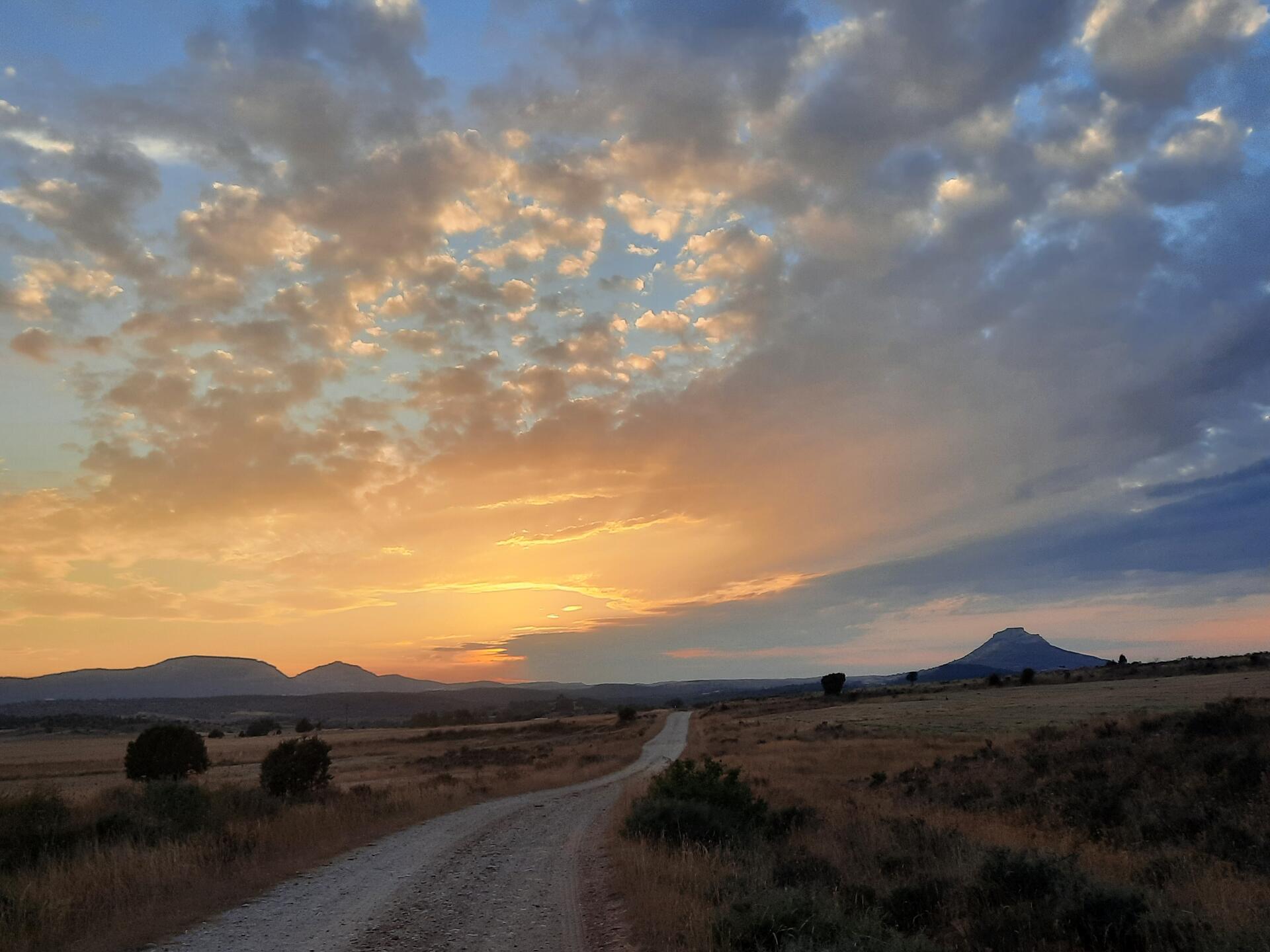 Atardecer en Tierras de Lara